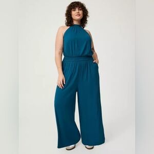 Torrid Sleeveless High Neck Jumpsuit Size 00/M/L NWT